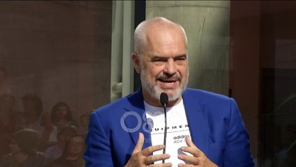 Video herunterladen: RTV Ora - Batuta e Ramës në ditën e parë të shkollës: Më gjeni në frigorifer, në televizor po e po