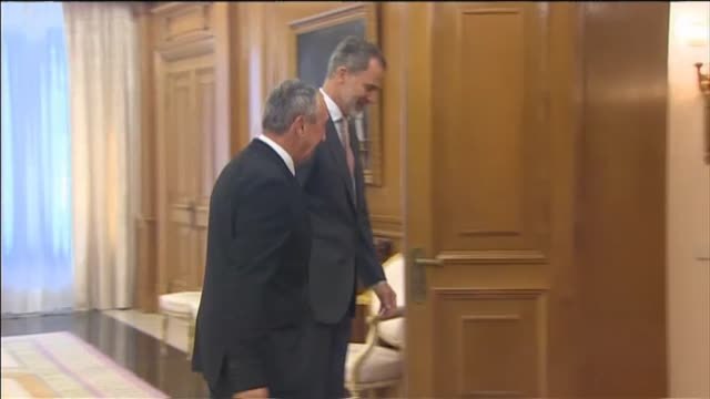 Baldoví traslada al rey que no hay motivo para cambiar su voto si el PSOE no se mueve