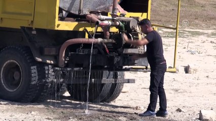 Balıklar için tankerle su taşınıyor - KIRKLARELİ