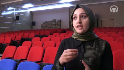 Görme engelliler sahneleri aydınlatıyor