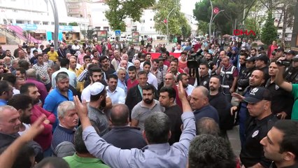 AK Partili belediyeye protestoya biber gazlı müdahale