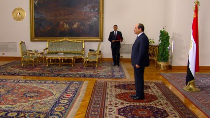 النائب العام ورئيس مجلس الدولة يؤديان اليمين أمام الرئيس السيسي