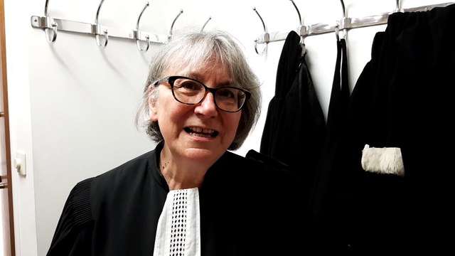Me Christine Cauet (barreau de Saint-Etienne), explique les raisons de la grève des avocats