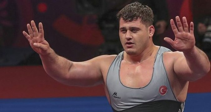 Rıza Kayaalp, Dünya Güreş Şampiyonası'nda finale yükseldi