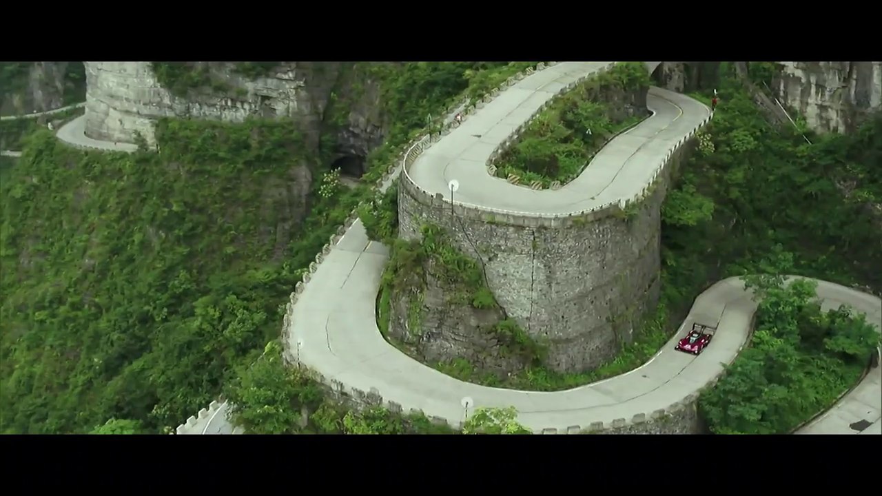 El Volkswagen ID.R sube la montaña de Tianmen