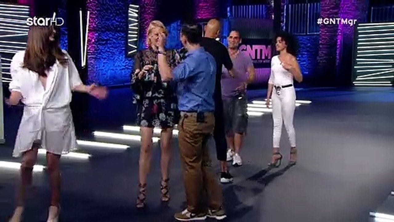 GNTM: Η ΚΟΥΒΑΝΗ ΠΟΥ ΤΡΕΛΑΝΕ ΤΟΥΣ ΚΡΙΤΕΣ