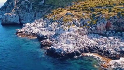 Nicky Jam - Amor Secreto Feat. Luis Fonsi