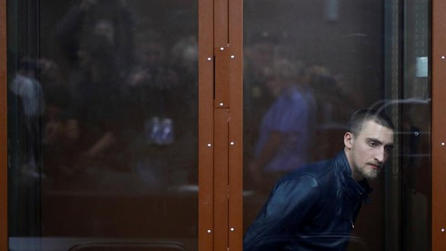 Proteste a Mosca: l'attore Pavel Ustinov condannato a 3 anni e mezzo di carcere