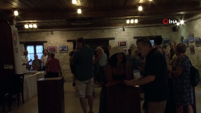Kuşadası’nda 'Benim Gözümden Samos' fotoğraf sergisi açıldı
