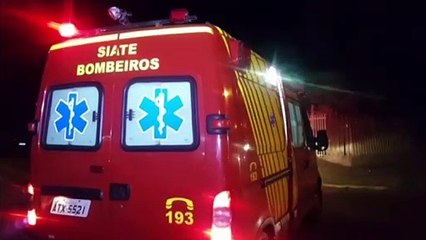 Ciclista sofre fratura em costela ao ser atingido por carro; motorista deixou local