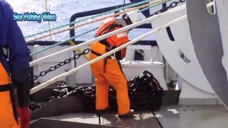 Everyone should watch this Fishermen's video - Big Catch Thousands Tons Fish With Modern Big Boat