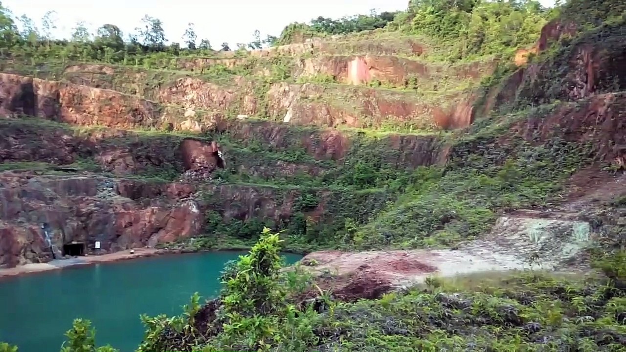 OPEN PIT BELITUNG TIMUR