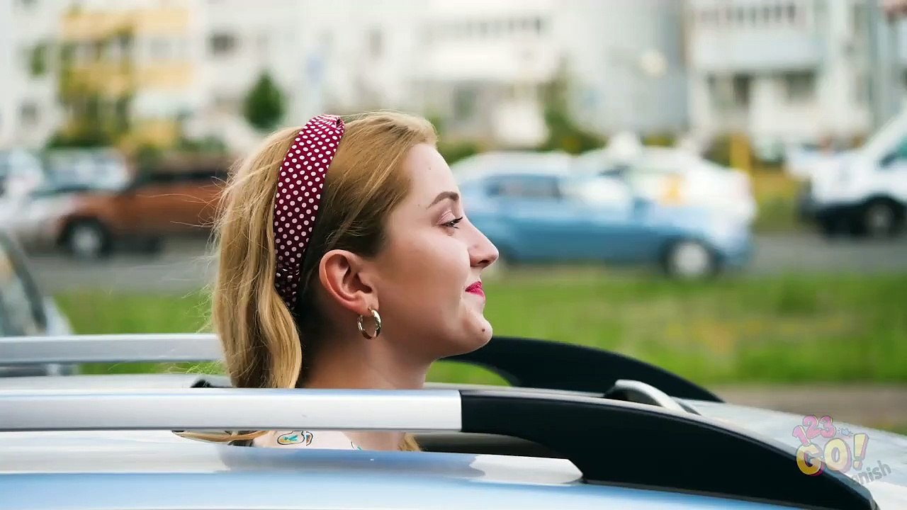 PROBLEMAS DE GENTE BAJA VS. GENTE ALTA || Hechos con los que te identificarás por 123 GO! Spanish