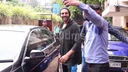 Kartik Aaryan and Ananya Pandey Spotted At Dance Rehearsal for upcoming movie song