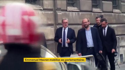 Immigration : Emmanuel Macron prévient les parlementaires LREM