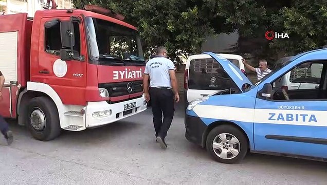 Zabıta aracındaki yavru kedi için itfaiye ekipleri seferber oldu