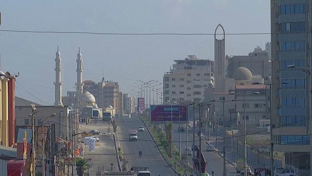 Израиль выбирает, палестинцы наблюдают