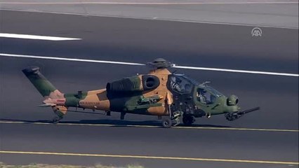 TEKNOFEST İstanbul - Atak helikopterlerinin gösterisi