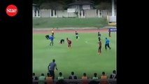 Jamaika’daki bir futbol maçı sırasında oyunculara yıldırım çarptı