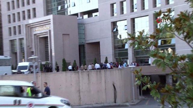 İstanbul Adliyesi'nde güvenlik görevlisi intihara teşebbüs etti