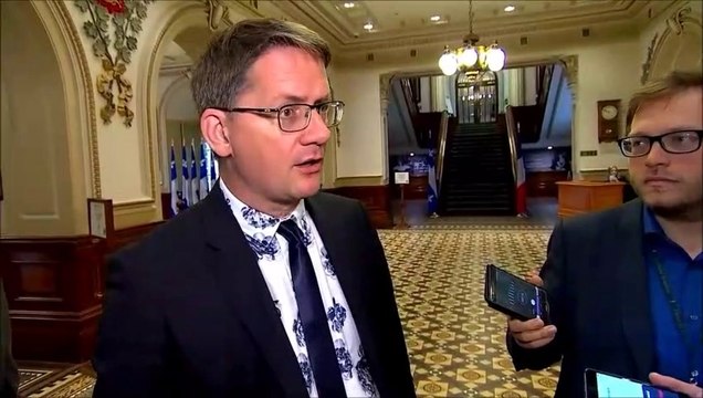 Projet de loi sur les tarifs d’Hydro-Québec: La fixation des tarifs d’électricité à l’inflation est une arnaque du gouvernement Legault, qui va «crosser» les Québécois, dénoncent les partis d’oppositions.