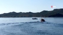 Şişme botla ölüm yolculuğuna çıkan göçmenler Sahil Güvenlik tarafından kurtarıldı
