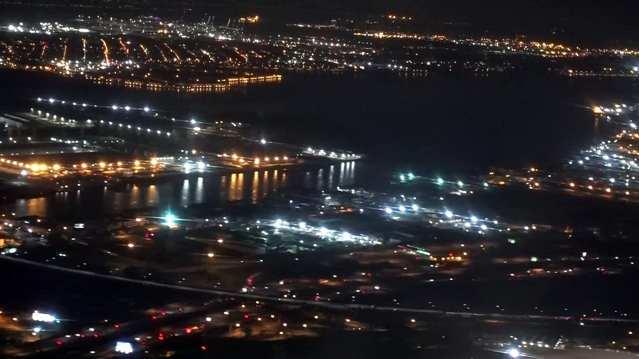 BDMV-136 Aruna & Hari Sharma landing Newark EWR from XNA fayetteville AR by Uniyted 3679 May 19, 2019