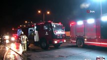 Kuzey Marmara Otoyolu'nda tırın dorsesi alev alev yandı