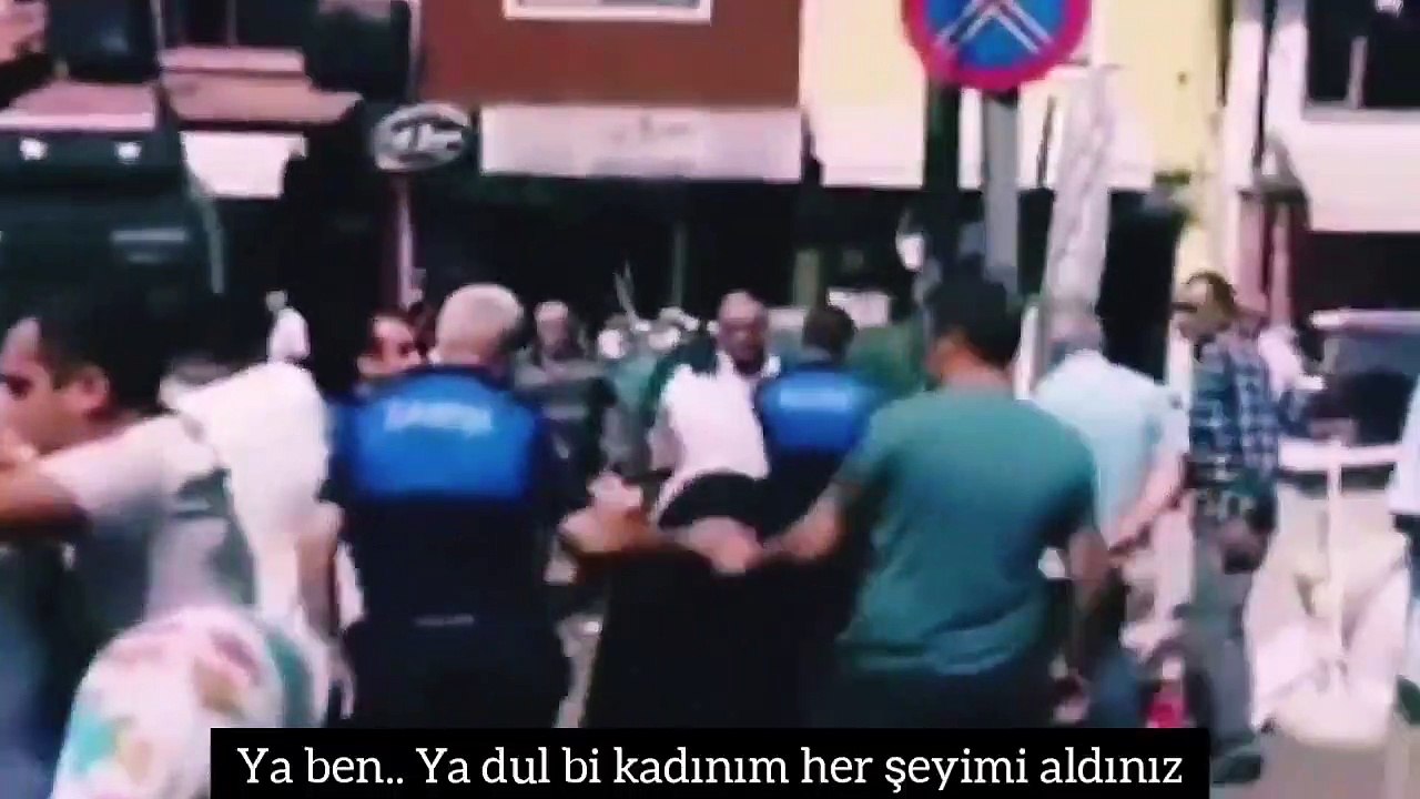 Zabıta 80 yaşındaki kadının bir kasa domates, bir sepet çilek ve bir çuval fasulyesine el koydu
