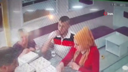 Kızı ve damadı oyaladı, anne yüzüğü çaldı...Hırsızlık anları kamerada