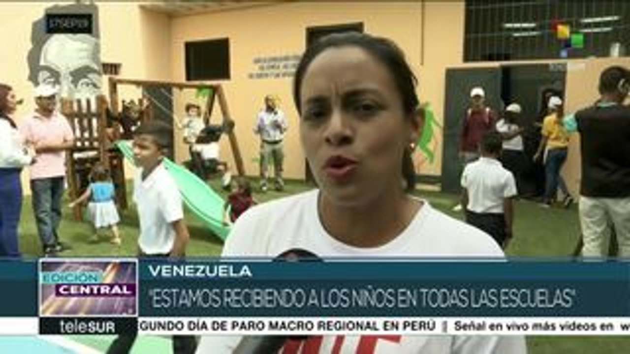 Venezuela: más de 8 millones de niños de primaria volvieron a clases