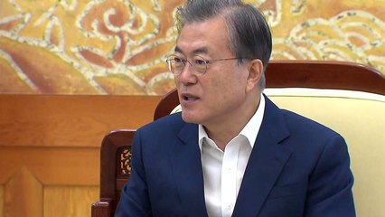 문 대통령 "속보경쟁·가짜뉴스, 공정한 언론 위협"...조국 검증 논란 맞물려 주목 / YTN