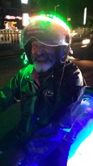 अतरंगी इंदौरी - LED Man से मुलाक़ात (Bulletin Exclusive)