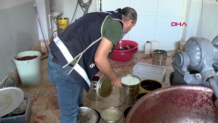 İstanbul'da 1 ton kaçak nargile tütünü ele geçirildi