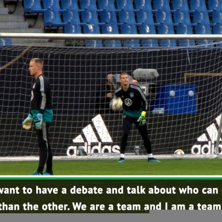 Neuer welcomes Hoeness backing over German number one spot