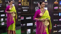 Rekha looks beautiful in green and pink silk saree at IIFA 2019; Watch video | FilmiBeat
