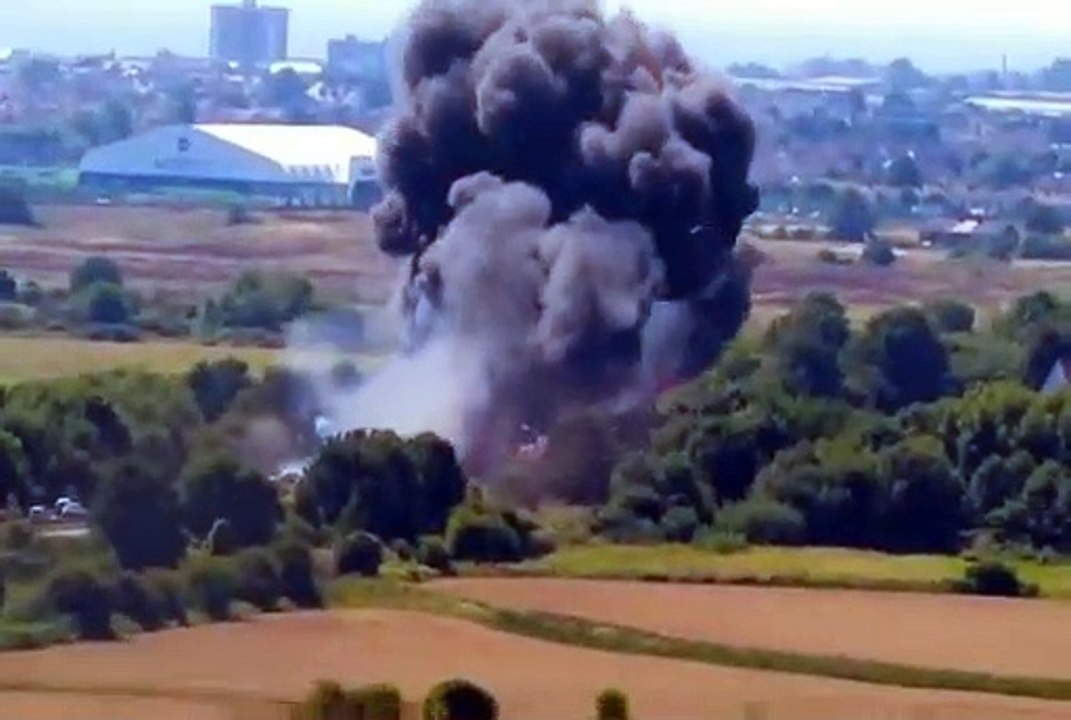 Dangerous plane crash compilation MUST WATCH