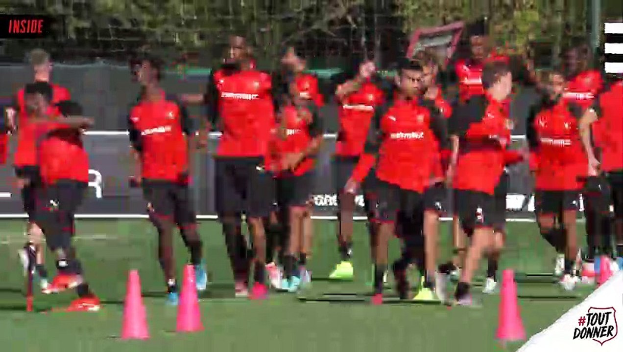Inside avant Stade Rennais F.C. / Celtic FC