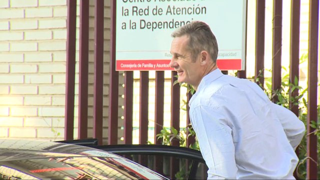 Urdangarin llega al centro donde realizará labores de voluntariado