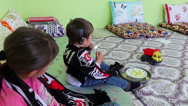 Minik Yusuf biyonik kulak sayesinde 'sesle' tanıştı - VAN