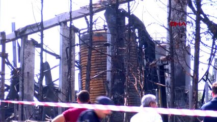 Tuzla'daki fabrikada enkaz kaldırma çalışmaları başladı 2