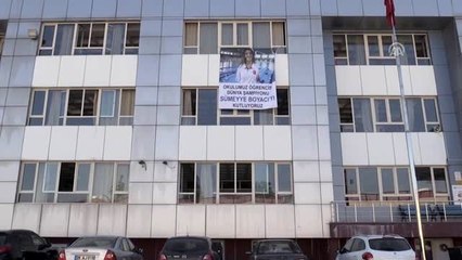 Sümeyye Boyacı'ya okulunda sürpriz karşılama