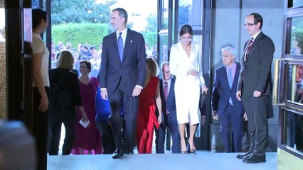 La Reina Letizia sorprende en la inauguración del Teatro Real