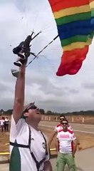 Atterrissage parfait en parachute
