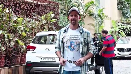 Hrithik Roshan Being A Meme War with T-shirt of A Flying Jatt