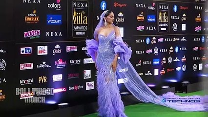Rocking Entry Deepika Padukone At IIFA AWARDS 2019 | #IIFA20 LIVE
