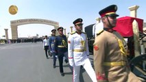 الرئيس السيسى يتقدم الجنازة العسكرية للفريق إبراهيم العرابى (فيديو)