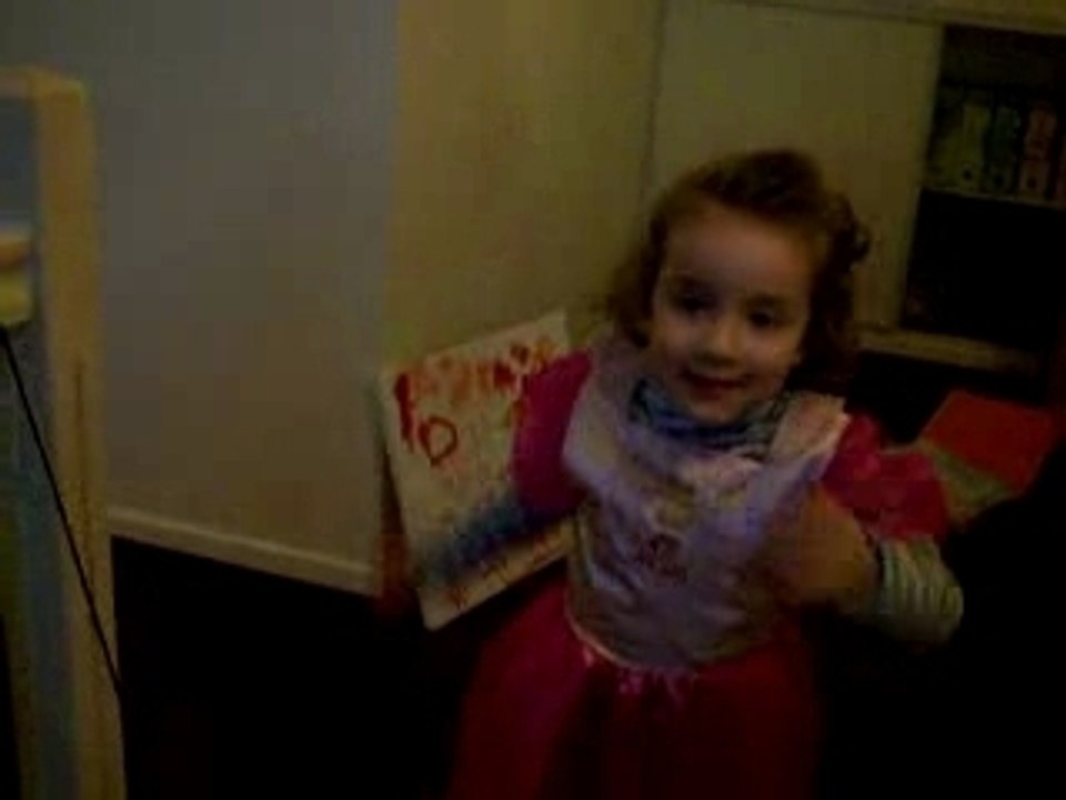 04.02.08 (4) blandine danse la tecktonik