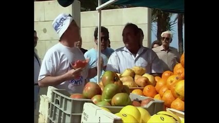 Benidorm - Seizoen 1 - Aflevering 7 (360p) (via Skyload)