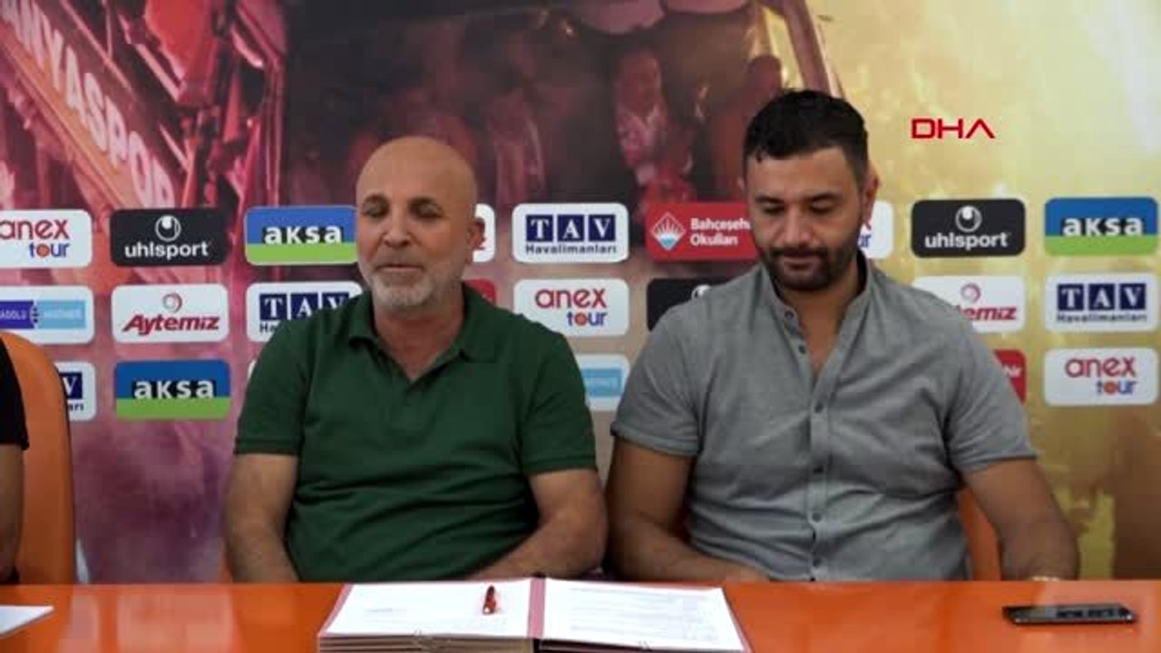 Spor alanyaspor'un ilk çorap reklamı cleopatra ınk oldu